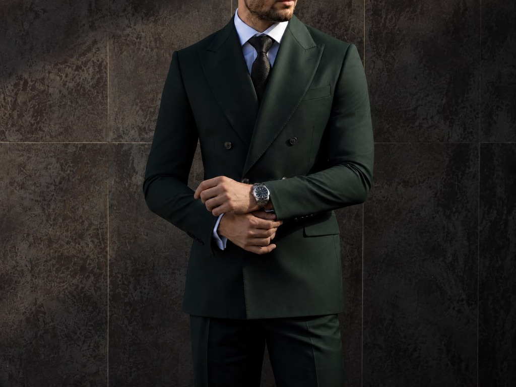 BESPOKE SUITS IN DUBAI
